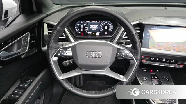 Audi Q4 e-Tron (F4) 2022 Белый из Кореи, фото 5