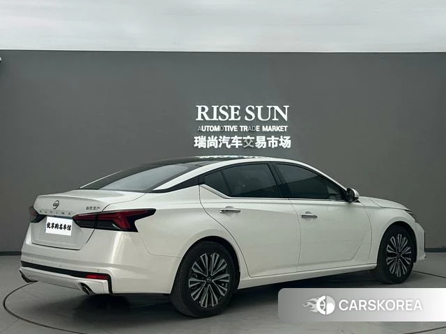 Nissan Altima 2023 Белый из Китая, фото 5