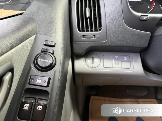 Hyundai The New Grand Starex 2018 Черный из Кореи, фото 5