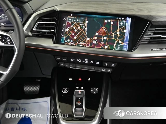 Audi Q4 e-Tron (F4) 2026 Белый из Кореи, фото 5