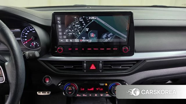 Kia The New K3 2nd generation 2022 Белый из Кореи, фото 5