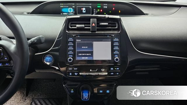 Toyota Prius 4th Generation 2021 Белый из Кореи, фото 5