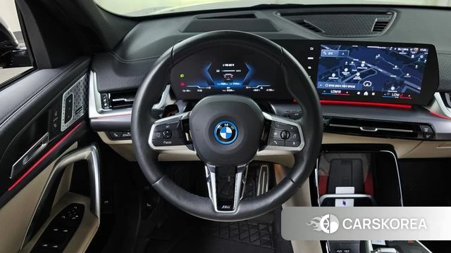 BMW iX2 (U10) 2024 Черный из Кореи, фото 5