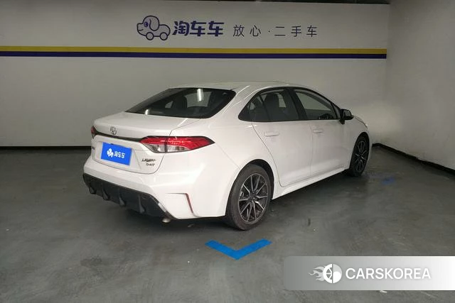 Toyota Levin 2024 Белый из Китая, фото 5