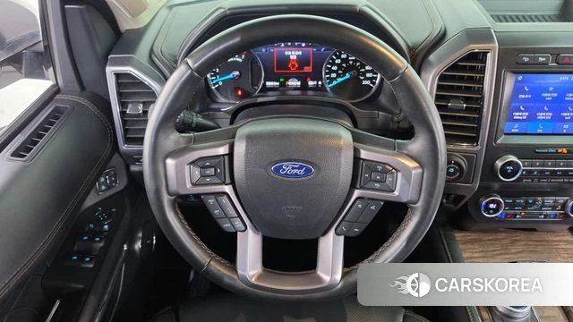 Ford Expeditation 2021 Белый из Кореи, фото 5
