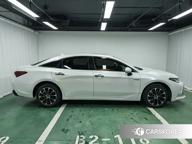 Toyota Avalon 2022 Белый из Китая, фото 5