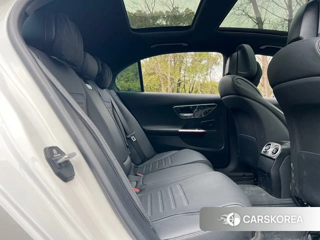 Mercedes-Benz C-class 2025 Белый из Китая, фото 5
