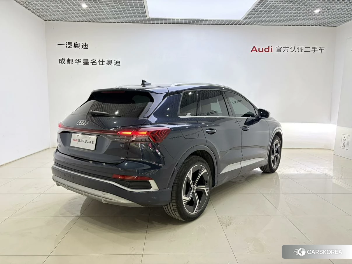 Audi Q4 2023 Синий из Китая, фото 5