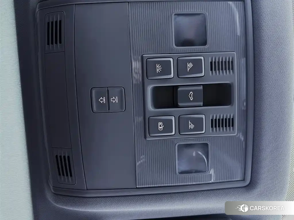 Skoda Karoq 2024 Белый из Китая, фото 5