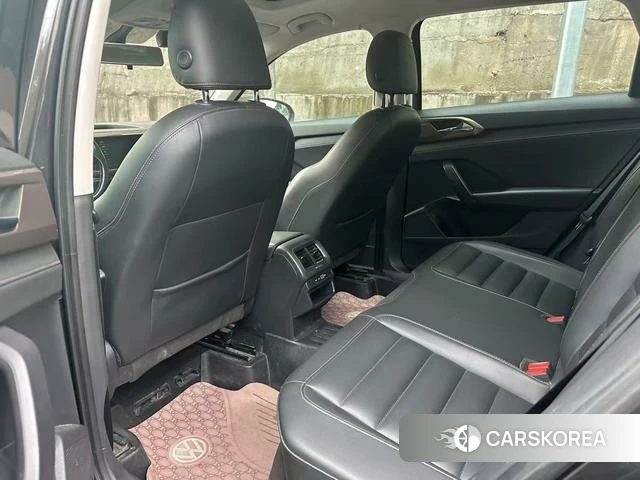 Volkswagen Tharu 2021 Темно-серый из Китая, фото 5