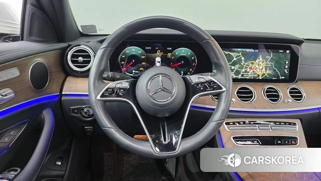 Mercedes-Benz E-Class W213 2023 Белый из Кореи, фото 5