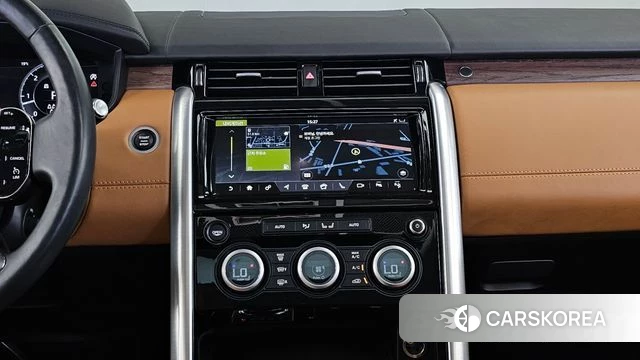 Land Rover Discovery 5 2020 Белый из Кореи, фото 5