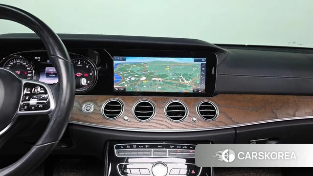 Mercedes-Benz E-Class W213 2019 Белый из Кореи, фото 5