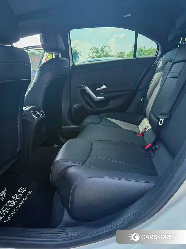 Mercedes-Benz A-Class 2020 Белый из Китая, фото 5