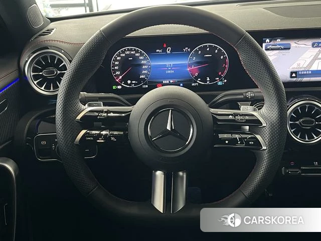 Mercedes-Benz A-Class 2025 Белый из Китая, фото 5