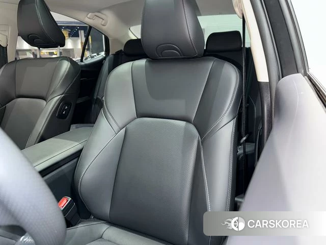 Toyota Camry 2025 Белый из Китая, фото 5