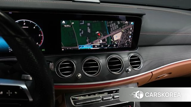 Mercedes-Benz E-Class W213 2021 Серый из Кореи, фото 5