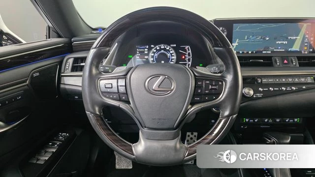 Lexus ES300h 7th generation 2020 Черный из Кореи, фото 5