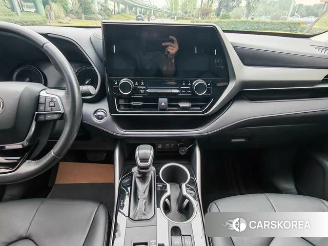 Toyota Highlander 2023 Черный из Китая, фото 5