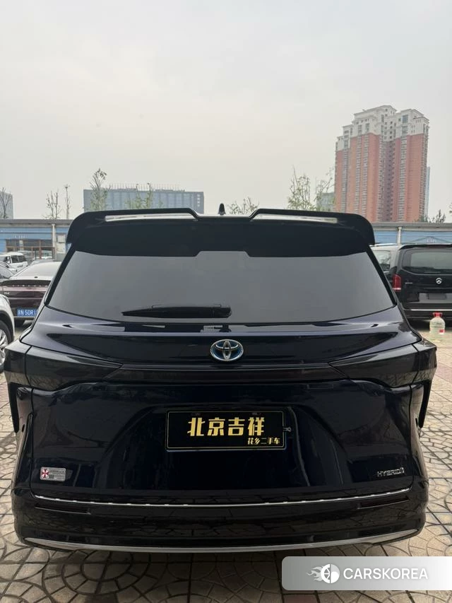 Toyota Sienna 2022 Синий из Китая, фото 5