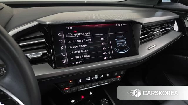Audi Q4 e-Tron (F4) 2022 Черный из Кореи, фото 5