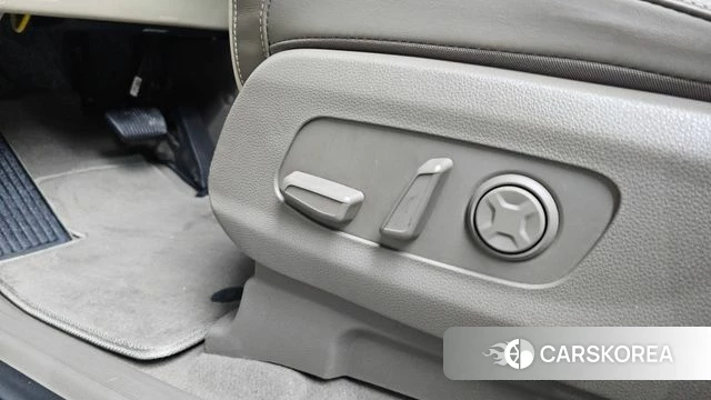 Kia Carnival 4th generation 2023 Серый из Кореи, фото 5