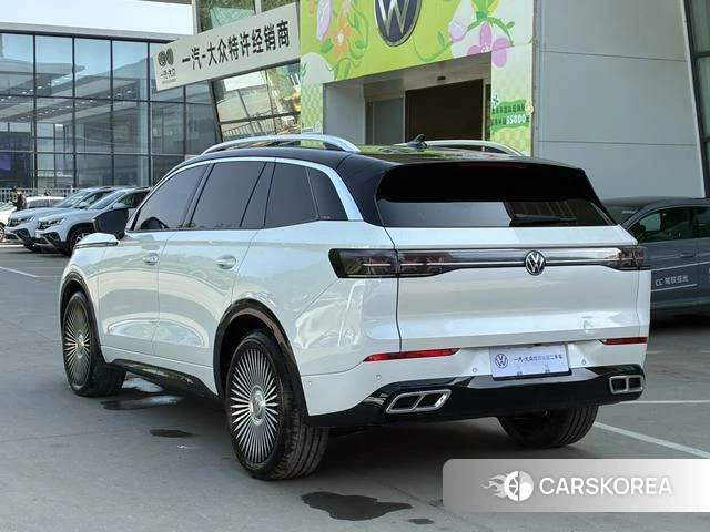 Volkswagen Tavendor 2022 Белый из Китая, фото 5