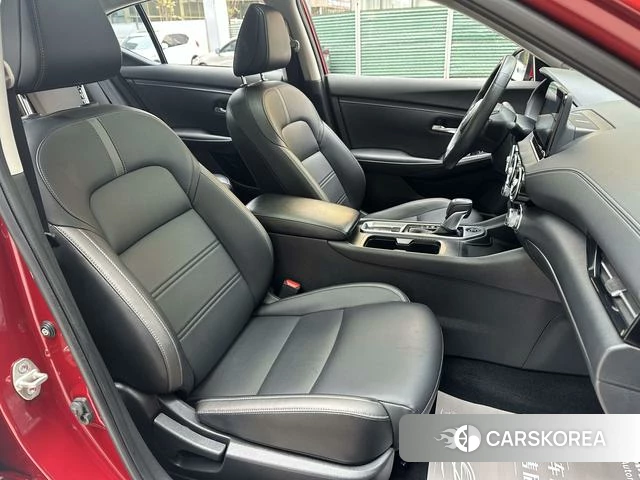 Nissan Sylphy 2022 Красный из Китая, фото 5