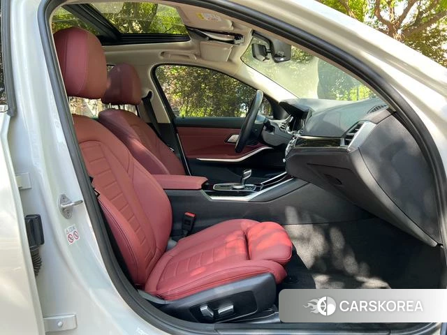 BMW 3 series 2021 Белый из Китая, фото 5