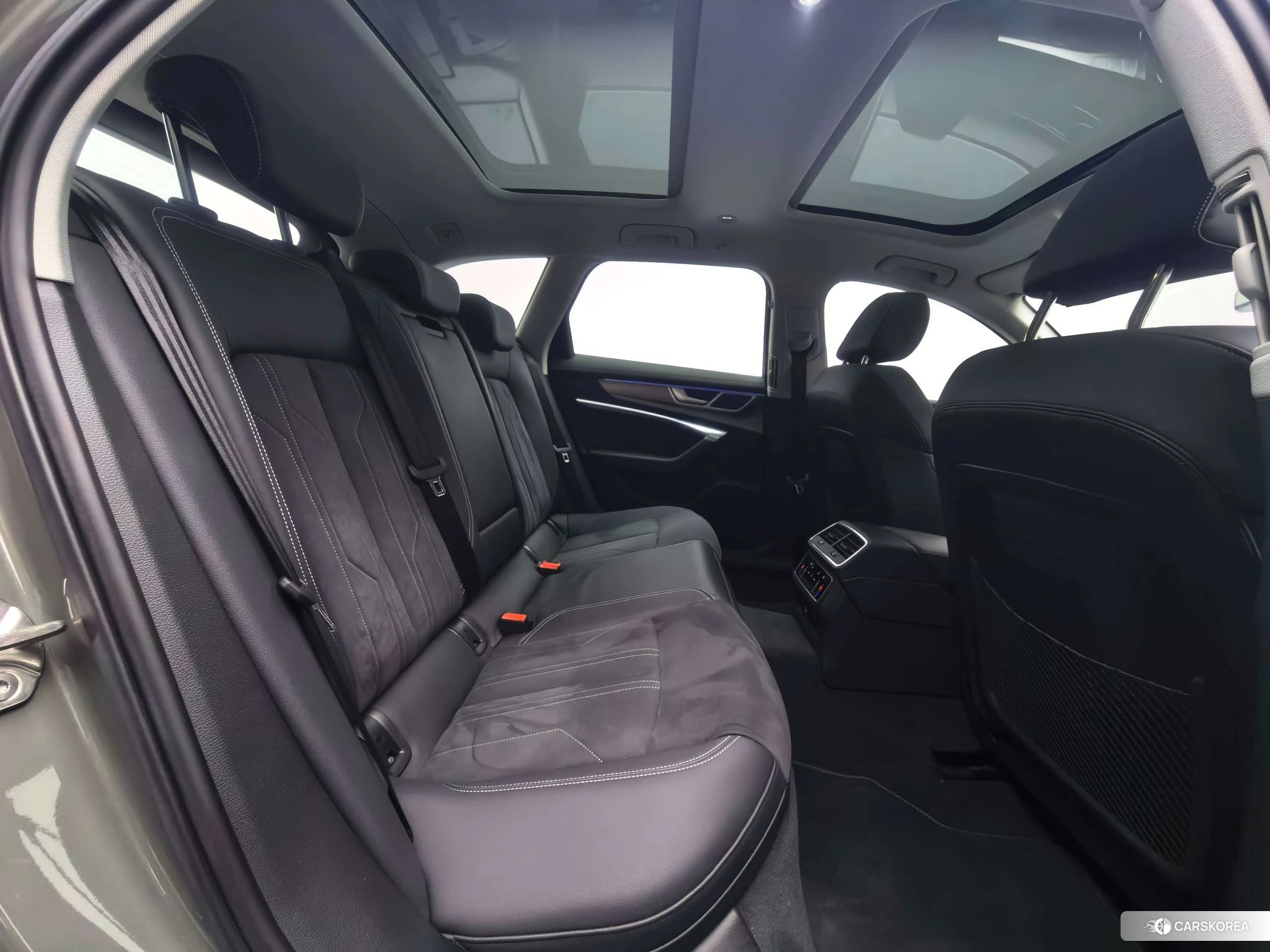 Audi A6 2023 Темно-серый из Китая, фото 5