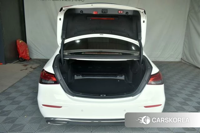 Mercedes-Benz E-Class 2022 Белый из Китая, фото 5
