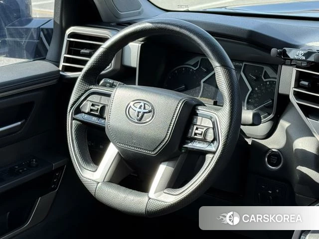 Toyota Tundra 2022 Черный из Китая, фото 5