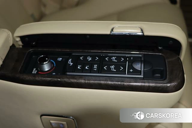Toyota Vellfire 2023 Белый из Китая, фото 5