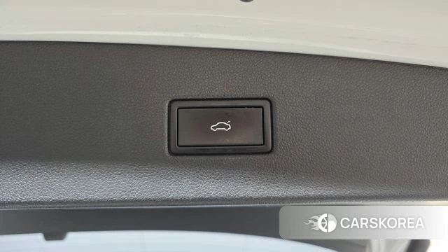 Volkswagen Tiguan second Generation 2021 Белый из Кореи, фото 5