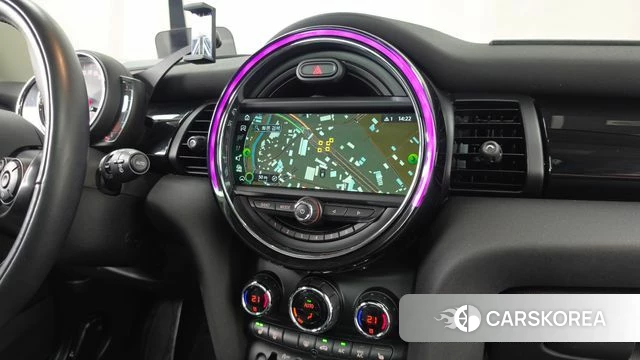 Mini Cooper 2018 Темно-зеленый из Кореи, фото 5