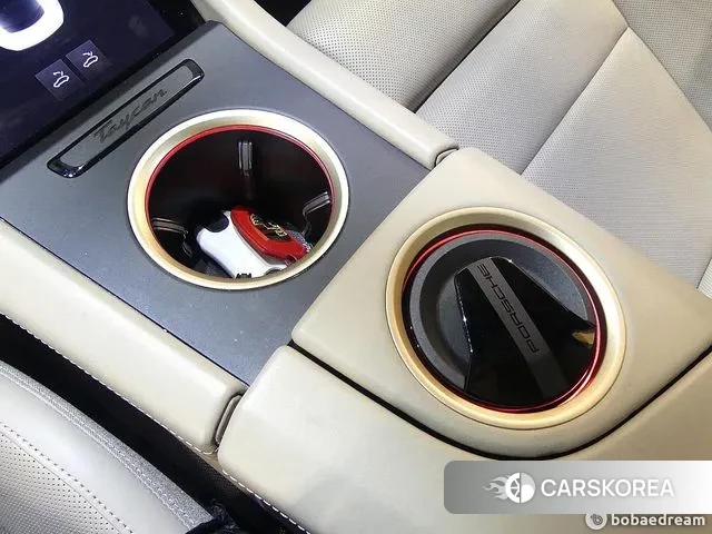 Porsche Taycan 2021 Белый из Кореи, фото 5