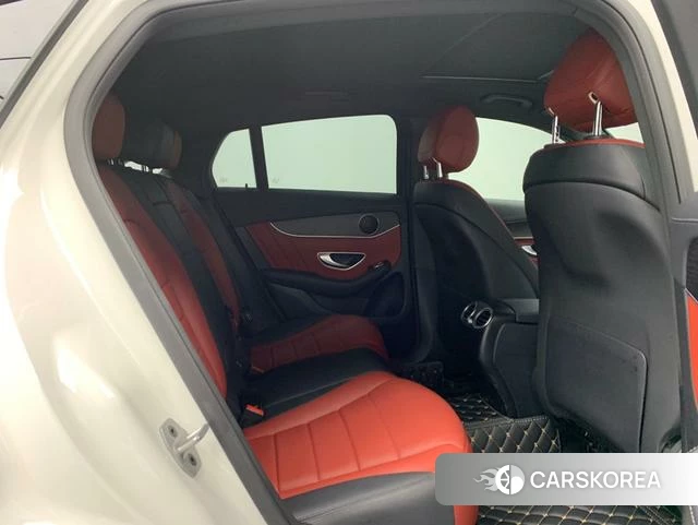 Mercedes-Benz GLC 2022 Белый из Китая, фото 5
