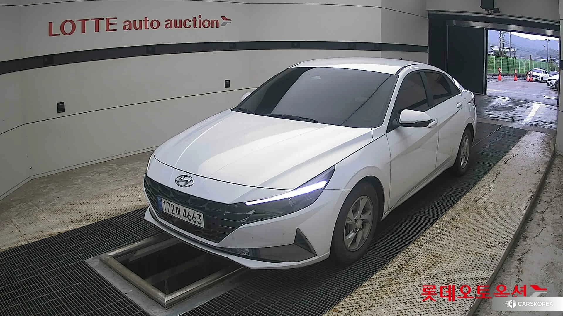 Hyundai Avante 2023 Polar White из Кореи, фото 5