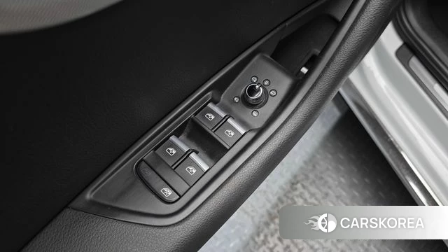 Audi A4 (B9) 2018 Белый из Кореи, фото 5