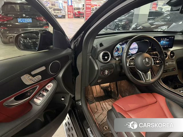 Mercedes-Benz GLC 2021 Черный из Китая, фото 5