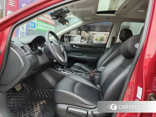 Nissan Tiida 2021 Красный из Китая, фото 5
