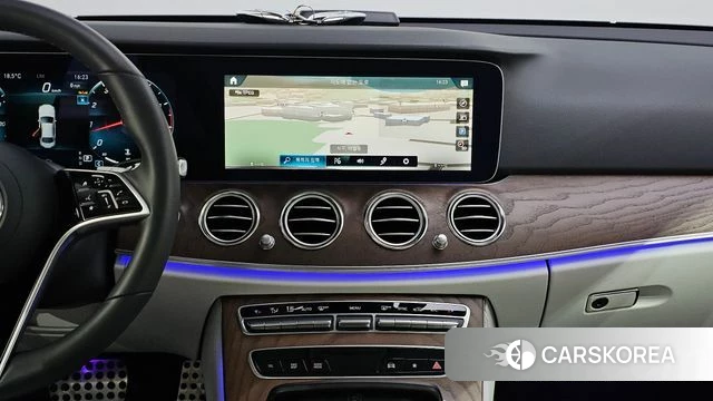 Mercedes-Benz E-Class W213 2023 Белый из Кореи, фото 5