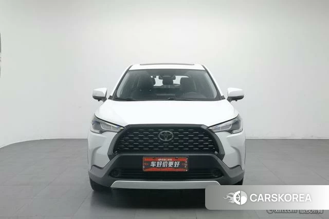 Toyota Corolla 2024 Белый из Китая, фото 5