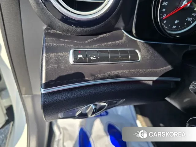 Mercedes-Benz E-Class W213 2018 Белый из Кореи, фото 5