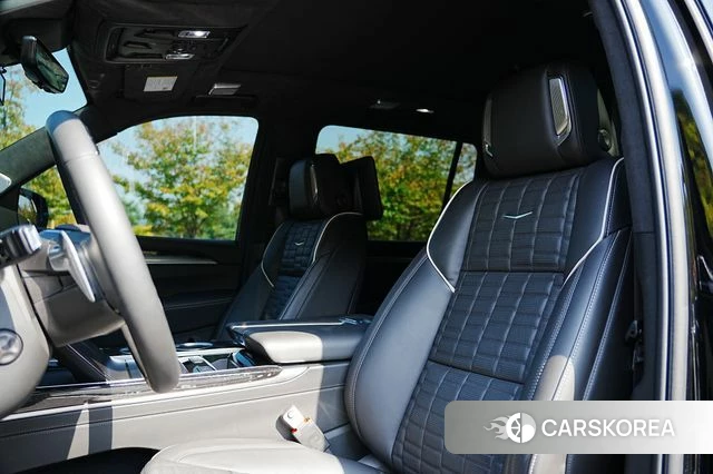 Cadillac Escalade 5th Generation 2025 Черный из Кореи, фото 5