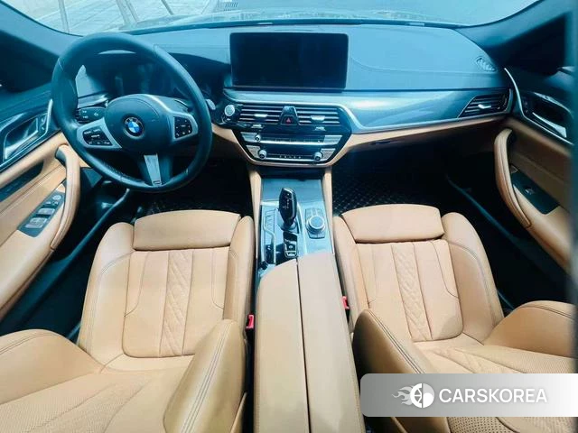 BMW 5 series 2023 Темно-серый из Китая, фото 5