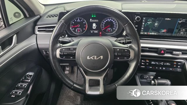 Kia K5 3rd generation 2023 Белый из Кореи, фото 5