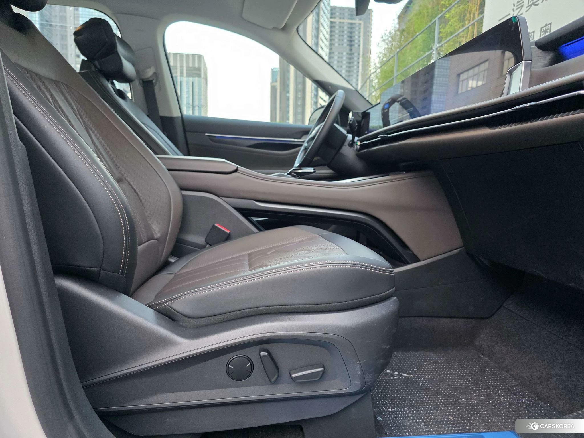 Ford Edge 2024 Белый из Китая, фото 5