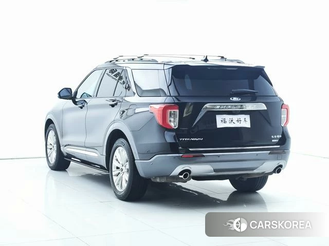 Ford Explorer 2021 Черный из Китая, фото 5