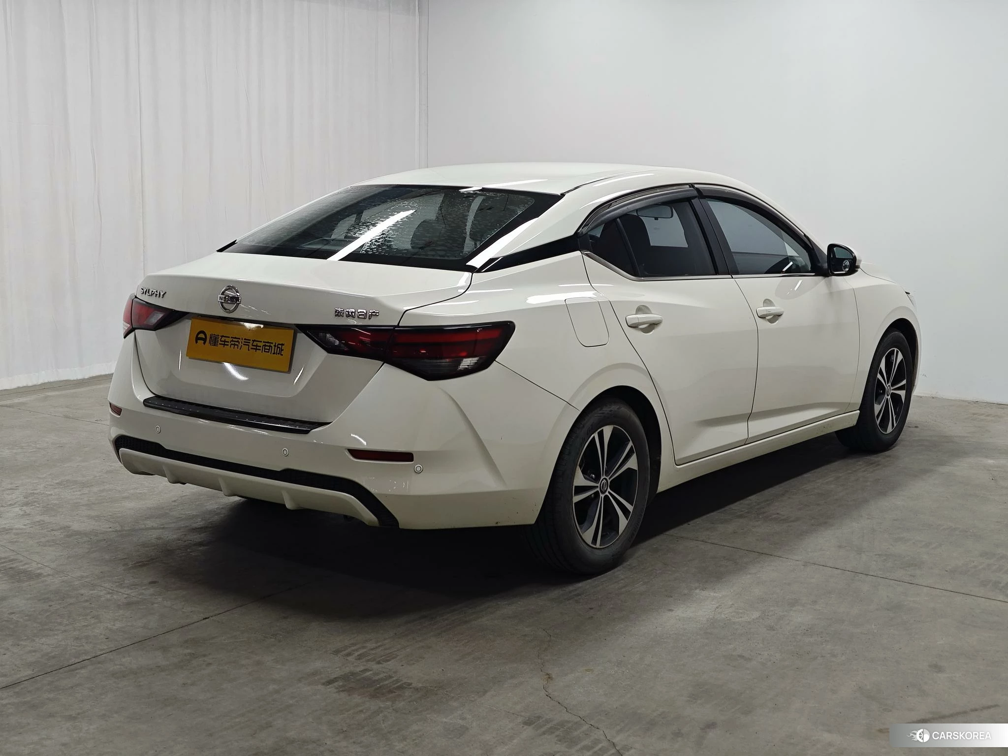 Nissan Sylphy 2020 Белый из Китая, фото 5